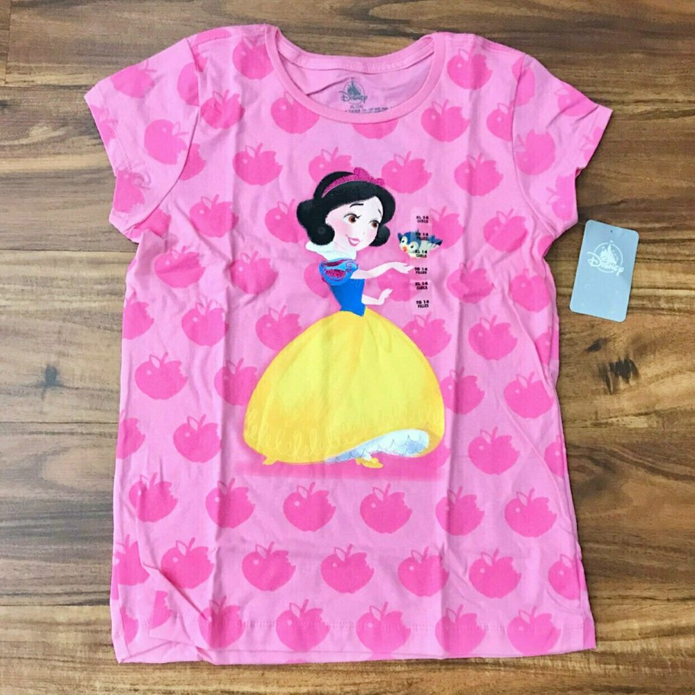 NWT Disney Store Pink Snow White Graphic Shirt